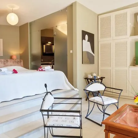 6 Bedroom Luxury Above Ai Helis Beach * Argostoli (Kefalonia)